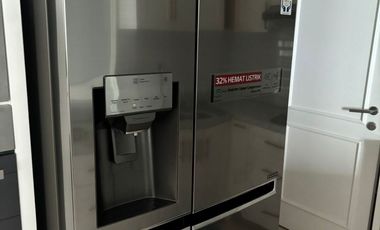 Apartemen ST Moritz Puri Indah 3+1 BR, Furnished bagus mewah