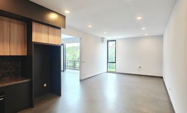 Jual Rumah Alam Sutera Flamboyan Brand New Bangunan Mandiri Cantik Lift Semi Furnish
