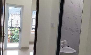 Rumah Minimalis Brand New Poris Indah Dijual Harga Murah Lokasi Bagus Tidak Banjir Cipondoh Tangerang