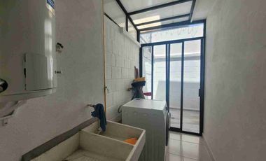 Casa AMUEBLADA en Renta Zona Sur de León Guanajuato, cerca Puerto Interior y Facultad de Medicina UG