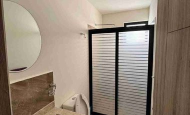 Casa AMUEBLADA en Renta Zona Sur de León Guanajuato, cerca Puerto Interior y Facultad de Medicina UG