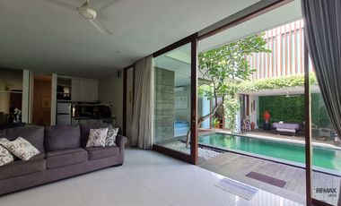 Villa Modern Tropical Dijual, di Jimbaran, Kuta Selatan Area