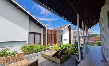 Villa Modern Tropical Dijual, di Jimbaran, Kuta Selatan Area