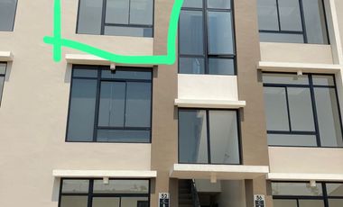 Dijual Cepat Green Royal Condo House  ( Dekat Green Lake City, Green Puri, Citra Garden Puri )
