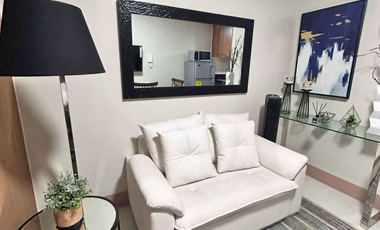 Rent to Own 1 Bedroom unit with balcony in Shore 3 Residences, MOA Complex