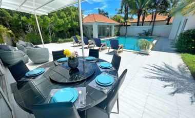 Brand New Private Beach Villa ,100 mater to Pattaya Beach ,12Bedrooms ,816 sqm.