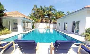 Brand New Private Beach Villa ,100 mater to Pattaya Beach ,12Bedrooms ,816 sqm.
