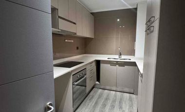 Departamento 2 dormitorios, 2 baños, estacionamiento y bodega en ARRIENDO