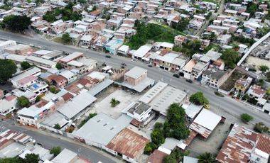 Venta de Galpón Comercial en Portoviejo Manabí