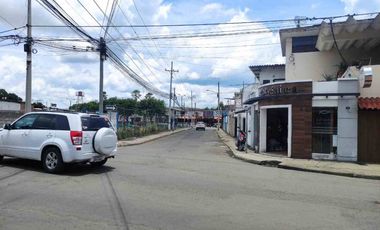 Venta de Terreno Comercial en Portoviejo