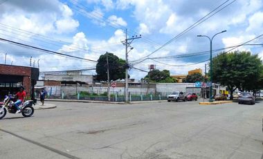 Venta de Terreno Comercial en Portoviejo