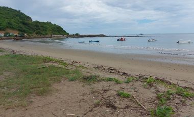 Terreno Frente al Mar en Venta en Puerto López