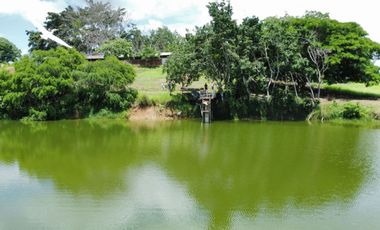 Venta de Finca con Caballeriza en Guayas Vía Playas