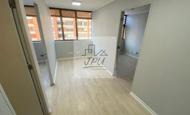 Aire Acondicion 2 Privados 1 Estacionamiento Metro Manquehue