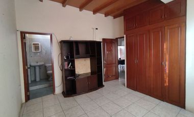 Venta de Casa Comercial en Portoviejo