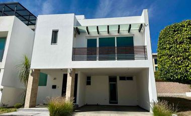 Casa en renta Parque Venetto, Lomas de Angelopolis