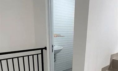Strategis Sewa Ruko 4Lt. Unfurnished di Pademangan Jakarta Utara Cocok Untuk Semua Usaha Akses ke Bandara Soekarno-Hatta, Tol, Mangga Dua, Ancol