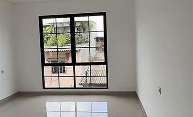 Strategis Sewa Ruko 4Lt. Unfurnished di Pademangan Jakarta Utara Cocok Untuk Semua Usaha Akses ke Bandara Soekarno-Hatta, Tol, Mangga Dua, Ancol
