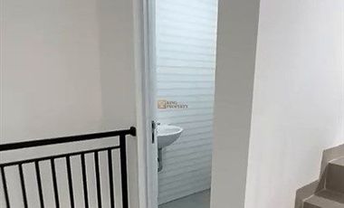 Strategis Sewa Ruko 4Lt. Unfurnished di Pademangan Jakarta Utara Cocok Untuk Semua Usaha Akses ke Bandara Soekarno-Hatta, Tol, Mangga Dua, Ancol