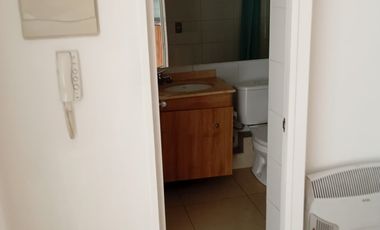 ARRIENDO DEPARTAMENTO DE 1 DORM PRIMER PISO METRO VICUÑA MACKENNA