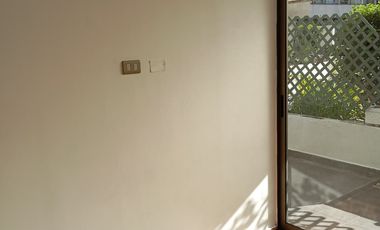 ARRIENDO DEPARTAMENTO DE 1 DORM PRIMER PISO METRO VICUÑA MACKENNA