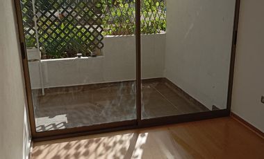 ARRIENDO DEPARTAMENTO DE 1 DORM PRIMER PISO METRO VICUÑA MACKENNA