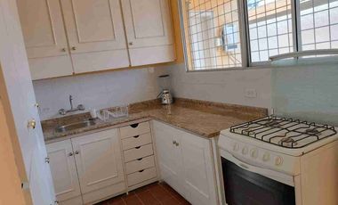 SE RENTA DEPARTAMENTO AMOBLADO TRES DORMITORIOS SECTOR AVENIDA REPÚBLICA