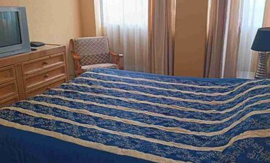 SE RENTA DEPARTAMENTO AMOBLADO TRES DORMITORIOS SECTOR AVENIDA REPÚBLICA