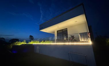 Casa Campestre en Venta - Zona Via QUIMBAYA