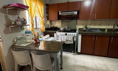 Vendo  casa de 3 dormitorios en Sauces 2