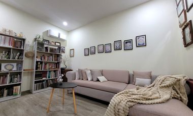 CASA DE UN PISO CON CUATRO RECAMARAS EN CORREGIDORA QUERETARO