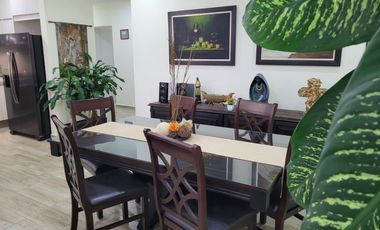 CASA DE UN PISO CON CUATRO RECAMARAS EN CORREGIDORA QUERETARO