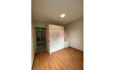 Venta Departamento Surco | Av Encalada - Cerca Embajada Americana - |Balcon | Piscina En Areas Comunes