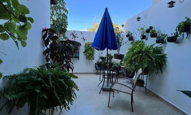 CASA DE TRES RECAMARAS EN CORREGIDORA QRO.