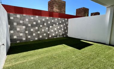 CASA DE CUATRO REC. UNA EN PLANTA BAJA