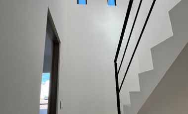 CASA DE CUATRO REC. UNA EN PLANTA BAJA