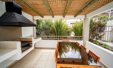 SE VENDE DEPTO EN EDIF. ALTOS DE HUAYQUIQUE.