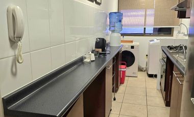 SE VENDE DEPTO EN EDIF. ALTOS DE HUAYQUIQUE.