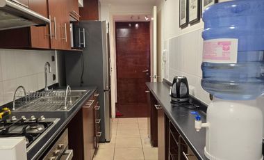 SE VENDE DEPTO EN EDIF. ALTOS DE HUAYQUIQUE.