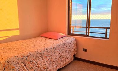 SE VENDE DEPTO EN EDIF. ALTOS DE HUAYQUIQUE.