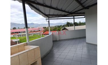 ¡Atencion Empresas!, Se Alquila Amplia Casa De 2 Pisos + Azotea + Garaje Para 5 Vehiculos En Cajamarca - B. Del Inca, A. Construida 750M2, S/. 8,500