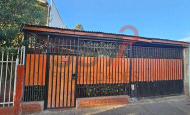 Casa sólida en Villa Ducaud, San Bernardo – cercano a Metrotrén