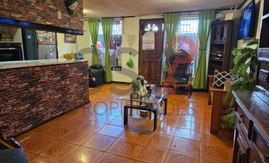 Casa sólida en Villa Ducaud, San Bernardo – cercano a Metrotrén