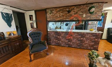 Casa sólida en Villa Ducaud, San Bernardo – cercano a Metrotrén