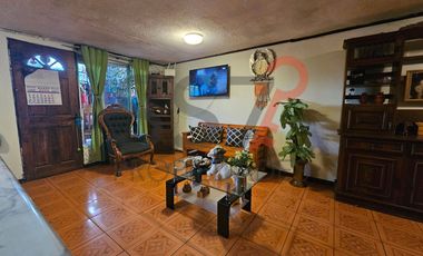 Casa sólida en Villa Ducaud, San Bernardo – cercano a Metrotrén