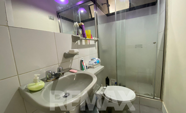 DEPARTAMENTO SEMI AMOBLADO EN VENTA EN CONDOMINIO SEGURO – 84 m² + COCHERA.