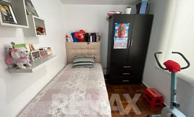 DEPARTAMENTO SEMI AMOBLADO EN VENTA EN CONDOMINIO SEGURO – 84 m² + COCHERA.