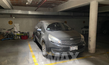 DEPARTAMENTO SEMI AMOBLADO EN VENTA EN CONDOMINIO SEGURO – 84 m² + COCHERA.