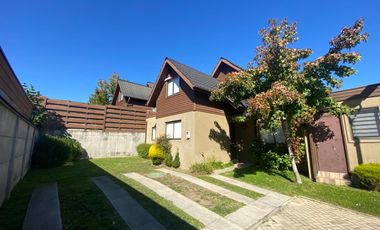 CASA 2 PISOS EN CONDOMINIO LOS CASTAÑOS, LOS ANGELES