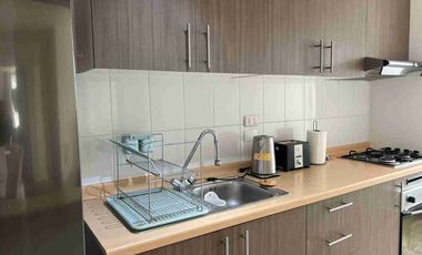 Venta Departamento 3D 2B Amoblado Condominio Alta Vista Etapa II con Estacionamiento.